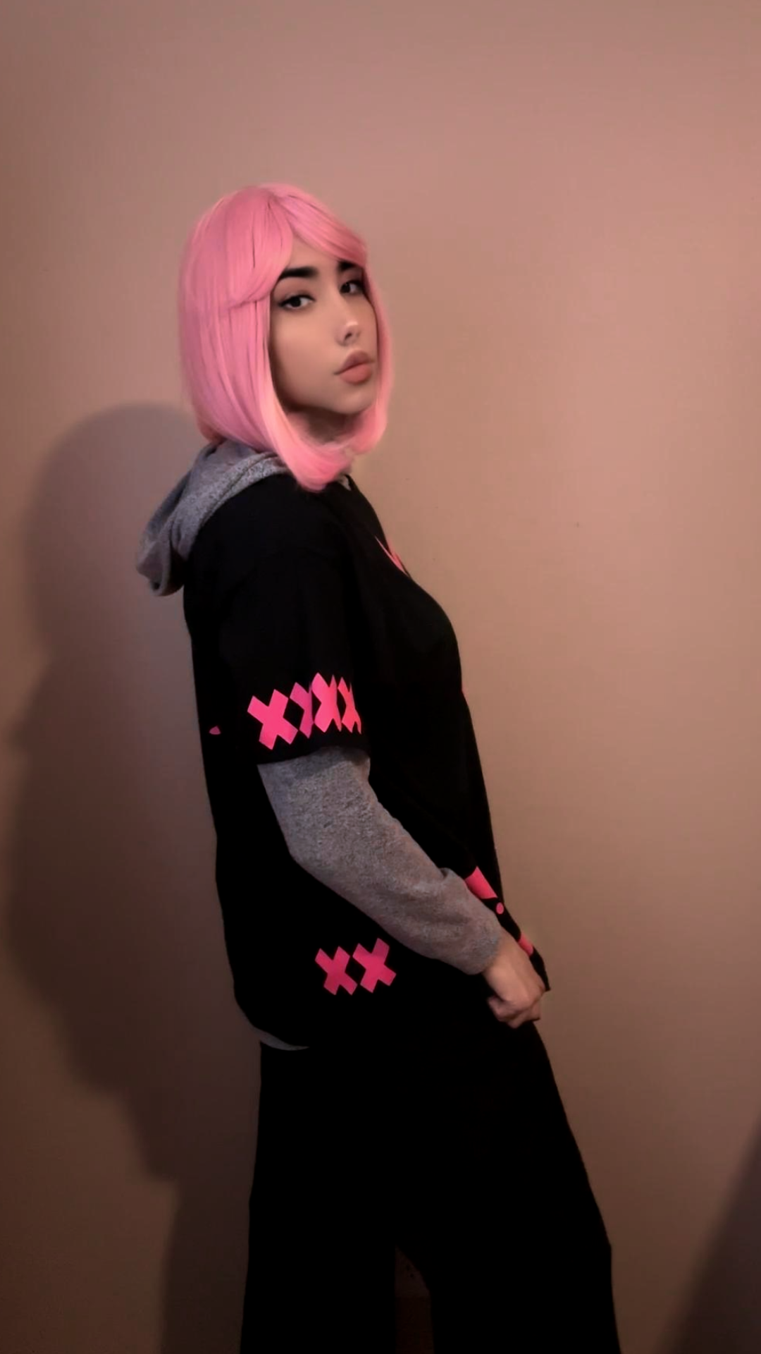 PNK Peep - short sleeve t-shirt